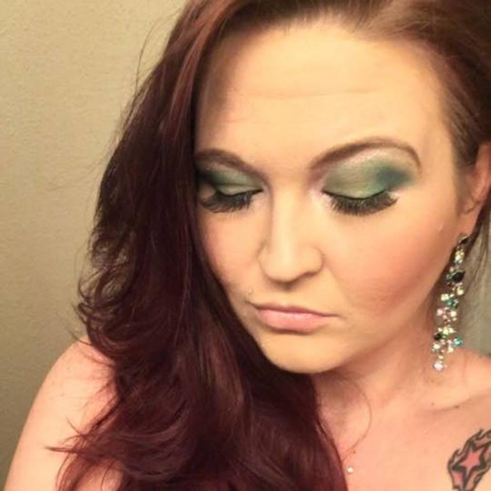 Meet your Posher, Kayla